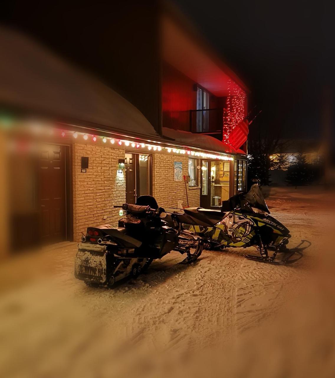 Motel Alexandrin Saint-Georges Bagian luar foto